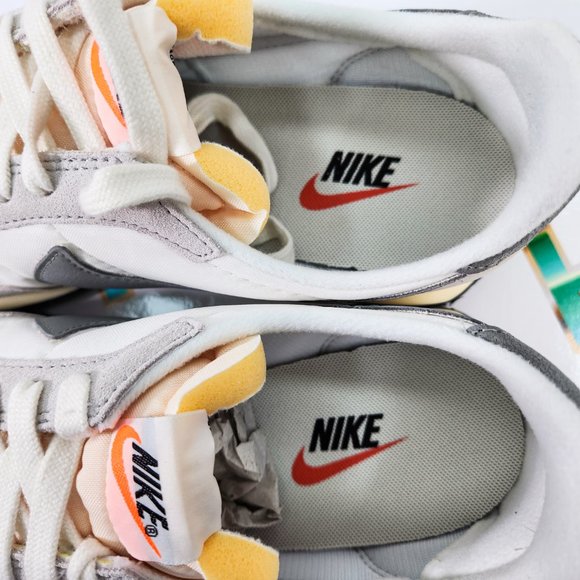 Nike Waffle Trainer 2 SE Men's Sneaker Shoe Limited Edition Cream DM0180-100 - Picture 10 of 11